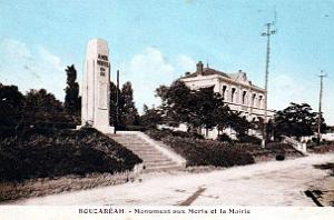 Alger - Bouzareah - Monument aux Morts et Mairie